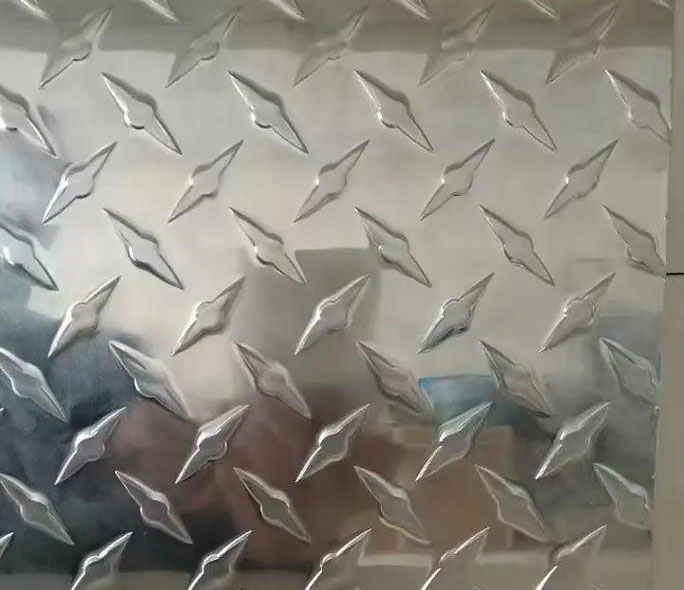 �ɻ���������